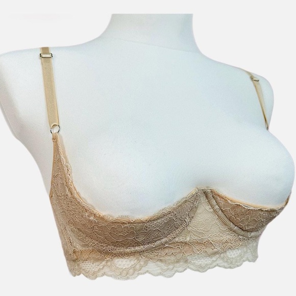Elegant Shelf Lace Bra in Nude open bust cupless quarter cup - Picture 4 of 4